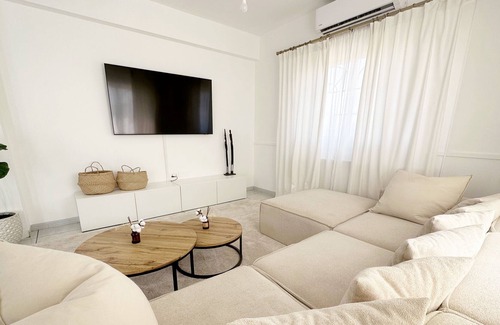 Moni Villa | Limassol Villa With Private Pool