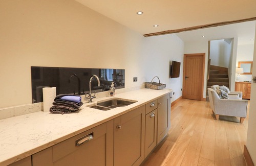 Penny Bridge Cottage | LIME COTTAGE, family friendly, luxury holiday cottage in Backbarrow
