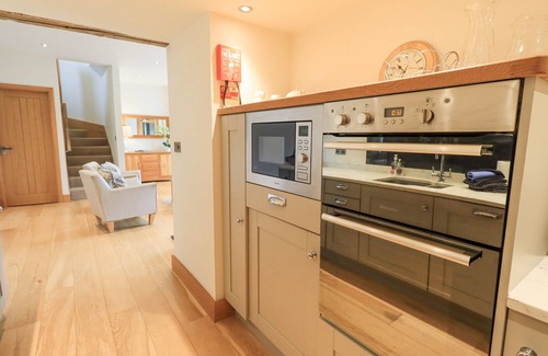 Penny Bridge Cottage | LIME COTTAGE, family friendly, luxury holiday cottage in Backbarrow