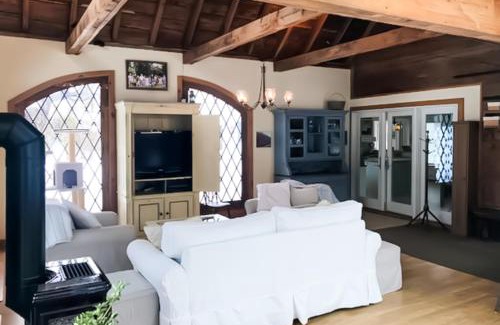 Lincoln House | Lincoln Escape