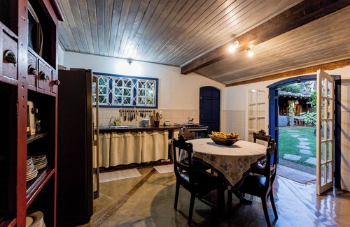 Praia Grande House | Linda Casa Colonial 100 mts da Praia da Feiticeira