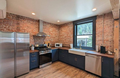Wallace Apartment | Linden Lofts