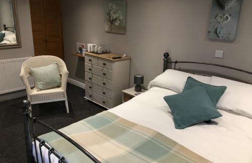 Thirsk House | Linden Tree Holiday Apartments