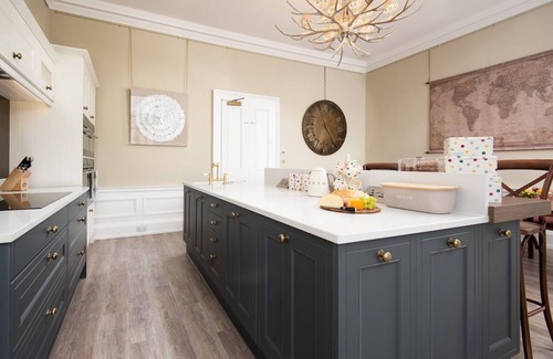 Kelso Apartment | LINEN HOUSE & THE SCOTT APARTMENT - townhouse apartment in Kelso