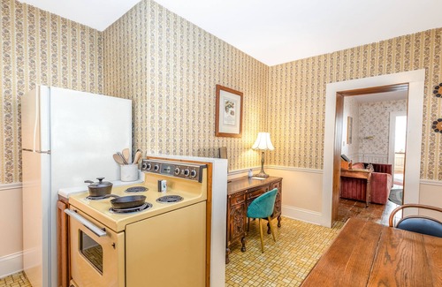 Galena Hotel | Linen&Stone Inn Unit 4, Charming, Historic, 1.5 Blocks to Main St.