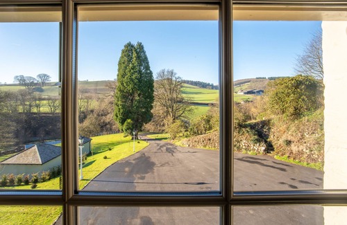 Aymestrey Cottage | Lingen Hall is an opulent luxury retreat in a truly tranquil setting, sleeping up to 26