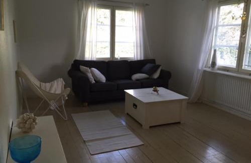 Tammisaari House | Lingonberry Cottage