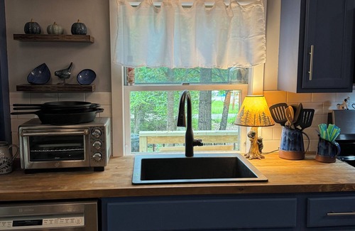 Gilmanton Cottage | Linkys cabin on Shellcamp lake in Gilmanton, perfect getaway!
