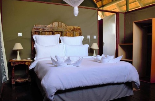 Kasane Cabin | Lion Roars Lodge
