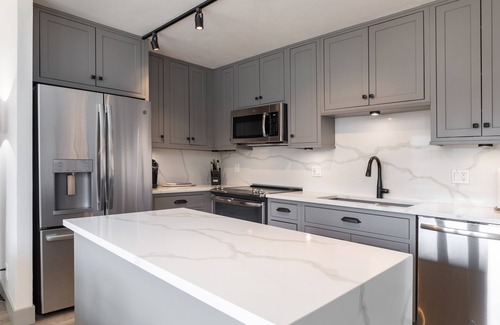 Vail Condo | Lionshead Village Vantage Point 2bdr 2bath Condo Steps from Gondola-sleeps 6