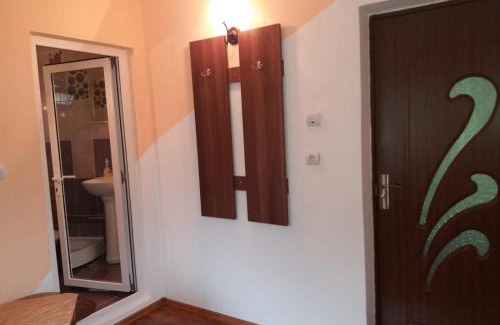 Dambovicioara House | Lip si Ely