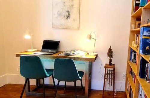 Santo Amaro Apartment | Lisbon Design Flat, Luxury, 7 People, Pool & Garden