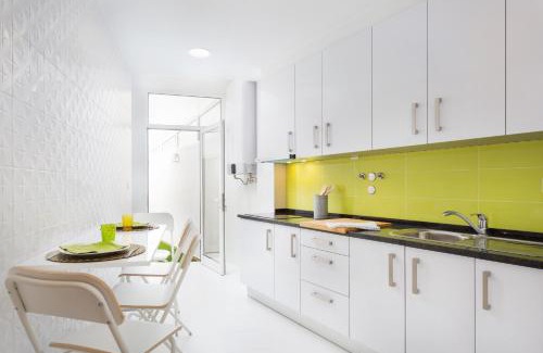 Sao Domingos de Benfica Apartment | Lisbon Zoo House II