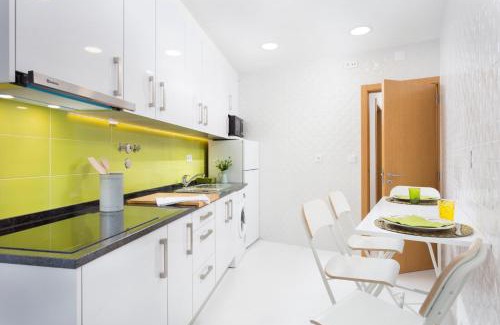 Sao Domingos de Benfica Apartment | Lisbon Zoo House II