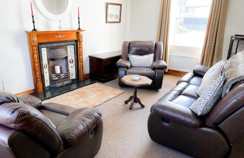 Castleisland House | Lisheenbawn Farmhouse Farranfore by Trident Holiday Homes
