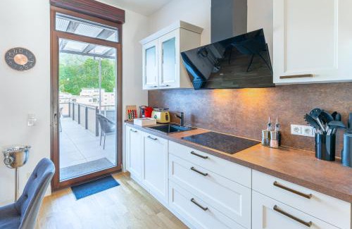 Weinheim Apartment | LiT LiVING - Luxury Penthouse - Box Spring