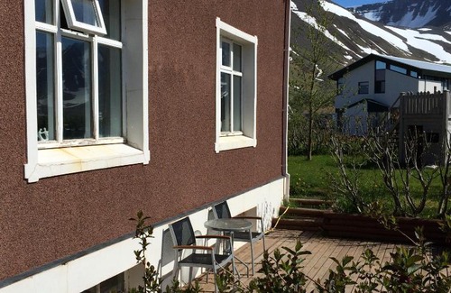 Flateyri Bed & Breakfast | Litlabyli, charming historic house in Flateyri