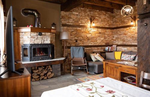 Leshten Villa | LITTLE BIRD Residency - Luxury Guesthouses in Leshten