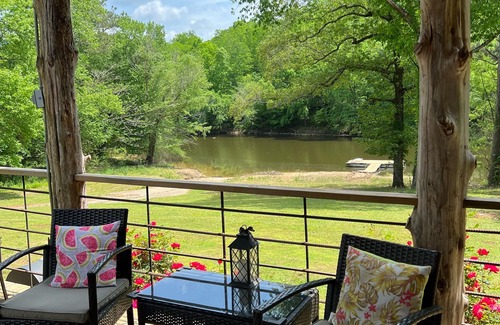 Crane Hill House | Little cabin on the smith lake