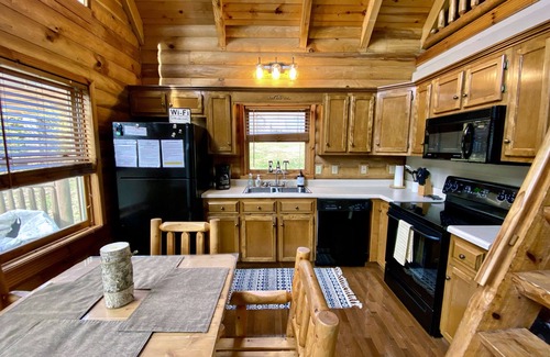 Caryville House | Little Cove Creek Cabin #1