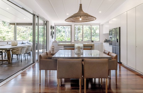 Sunshine Coast House | Little Cove Luxurious Rainforest Family Villa