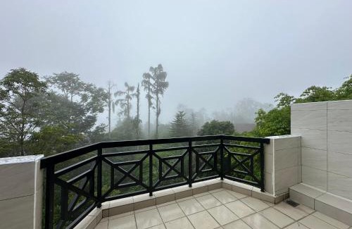 Bukit Fraser Apartment | Little England B9