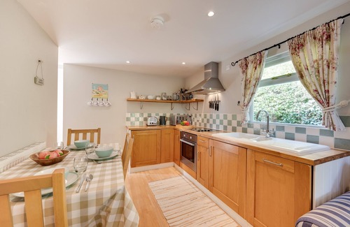Saxmundham House | Little Glebe - Two Bedroom House, Sleeps 3