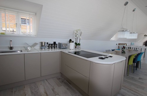 Mudeford Cottage | Little Haven - a mudeford - house that sleeps 8 guests in 4 bedrooms