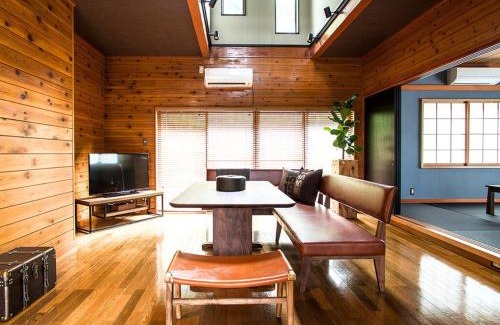 Tateyama House | Little Hermit by SANA