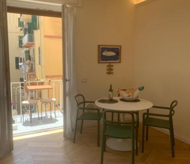 La Spezia Historic Centre Apartment | Little House 5 Terre