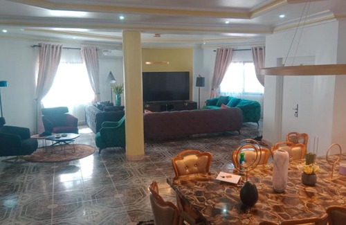 Brusubi Bed & Breakfast | Little Italy B&B - Brusubi