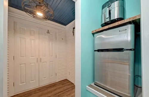 San Leon House | Little Marlin by the Bay Getaway!