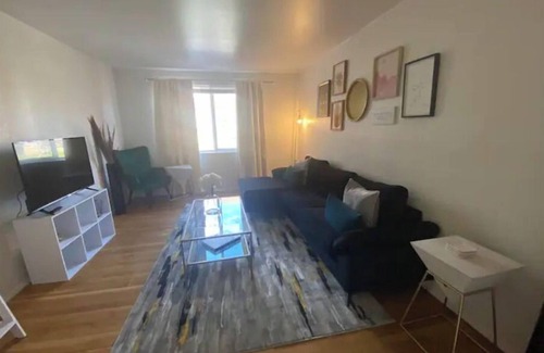 Swissvale Apartment | Little Modern Hideaway - Apartment #2