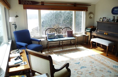South Dartmouth House | 'Little Neck' ~ Where The Slocum River Meets Buzzards Bay ~ 7 Acres!