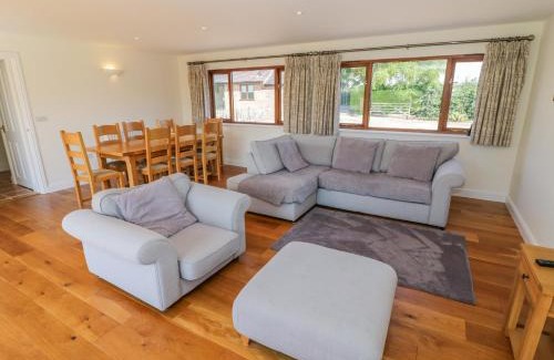 Upton Snodsbury House | Little Owl Barn