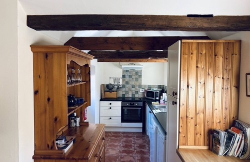 Dunwich Cottage | LITTLE OWL COTTAGE, pet friendly, with a garden in Westleton
