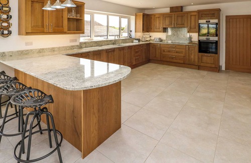 Whitland Cottage | LITTLE PALE, pet friendly, luxury holiday cottage in Whitland