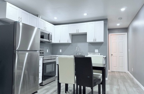 Walkerville Apartment | little paradise in windsor-Center