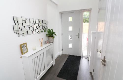Carlyon Bay House | Little Pippin