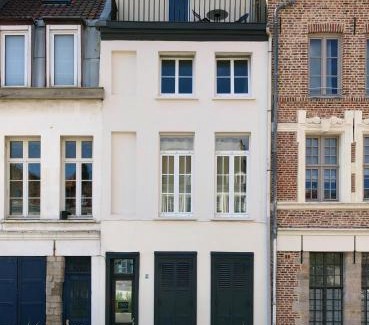 Old Lille Apartment | LITTLE PLAZA Appart'Hotel