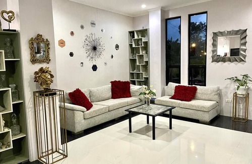 Suba Basbas Hotel | Little Rock Cebu
