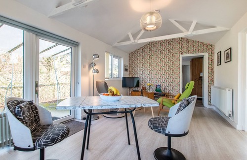 Aldringham House | Little Rose - One Bedroom House, Sleeps 2