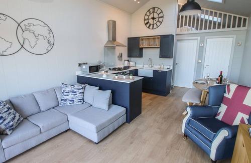 Shelve House | LITTLE SHELVE BARN, family friendly, with a garden in Bishop's Castle