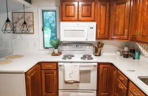 North East Cottage | Little slice of Heaven experiencing Lake Erie - private beach access