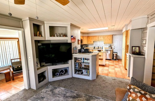 Cornville House | Little Star Estates -Vince's Cottage- Centrally Located Main House Near Sedona