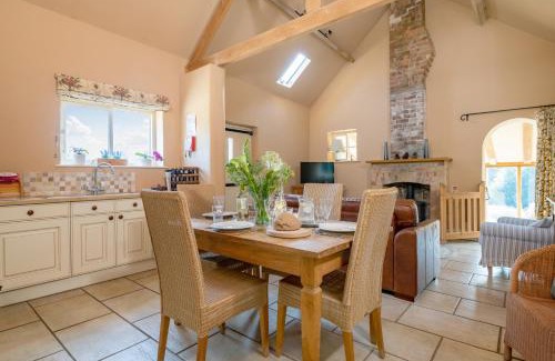 Stainton le Vale House | Little Walk Cottage