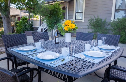 San Miguel House | Littlefield 1890 Victorian Retreat