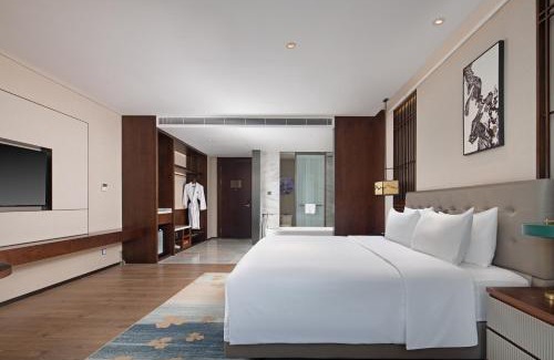 Chengzhong District Hotel | LiuZhou Imperial Dragon Bay Purejoy Hotel