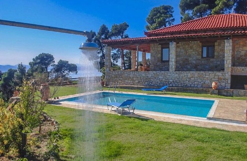 Paradise Beach Cottage | LIVE A FAIRY TALE RESTING YOUR BODY AND SOUL WITH A GREAT VIEW OF THE SEA