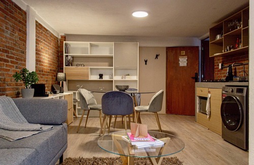 Del Carmen Apartment | Live Coyoacán and its history in this cozy loft.